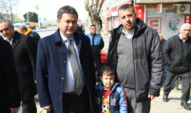 Osmangazi Belediye Başkanı Aydın, Geçit Mahallesi sakinleriyle bir araya geldi