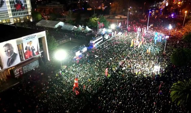 Özgür Özel Saraçhane'de: Ekrem İmamoğlu'nun aldığı oy 14 milyon 850 binin üzerindedir