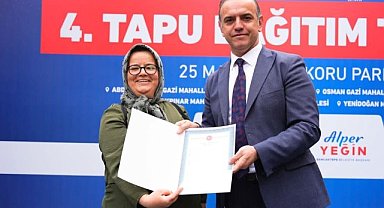 Sancaktepe Belediyesi, 76 hak sahibi vatandaşı tapularına kavuşturdu