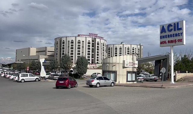 Şanlıurfa'da bir anne beşiz bebek dünyaya getirdi