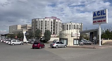 Şanlıurfa'da bir anne beşiz bebek dünyaya getirdi