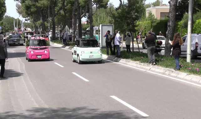 Alaçatı Ot Festivali renkli görüntülere sahne oldu