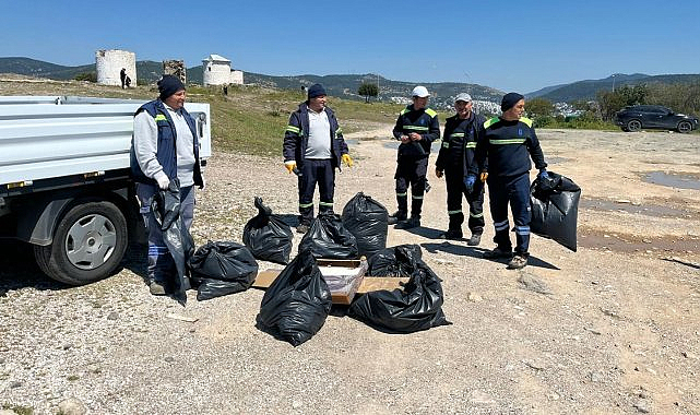 Bodrum Belediyesi, kapsamlı temizlik çalışmasına Gümbet Mahallesi'nde devam etti