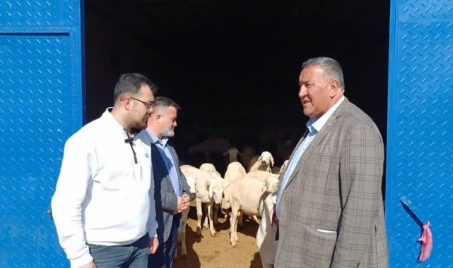 CHP'li Gürer'den besicilere ziyaret: "2020'de emekli bayram ikramiyesi bin liraydı, emekli kurban alabiliyordu. Bugün bayram ikramiyesi 4 bin lira"
