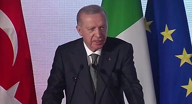 Cumhurbaşkanı Erdoğan, İtalya'da: İş dünyamızın vize konusunda yaşadıkları güçlüklerin ekonomik ilişkilerimize ket vurduğunu görüyoruz