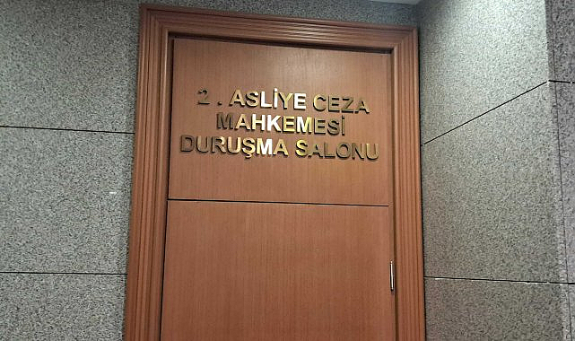 Cumhurbaşkanına hakaretten yargılanan oyuncu İlyas Salman'a 7 bin lira adli para cezası