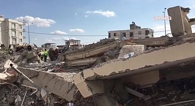 Depremde Adıyaman'da yıkılan Hasoğlu Apartmanı davasında kamu görevlileri ilk kez hakim karşısına çıktı