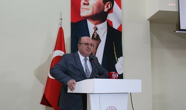 Et ve Süt Kurumu Genel Müdürü Mustafa Kayhan, İzmir'de trafik kazasında hayatını kaybetti