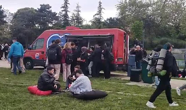 İBB: Tüm birimlerimizle teyakkuza geçildi, kriz yönetimi devletin tüm yetkili kurumlarıyla tam iş birliği içerisinde sürdürüldü