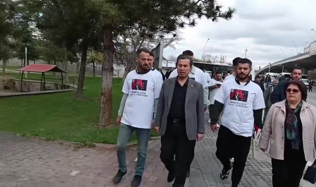 İmamoğlu için adalet yürüyüşü başlatan CHP'li gençler, Yozgat'ın Boğazlıyan ilçesine ulaştı