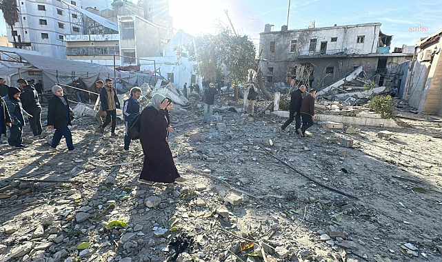 İsrail, Gazze'de bir hastaneye daha saldırdı