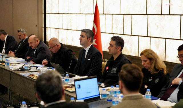 Kartal Belediyesi ile İstanbul Valiliği'nden ortak afet toplantısı