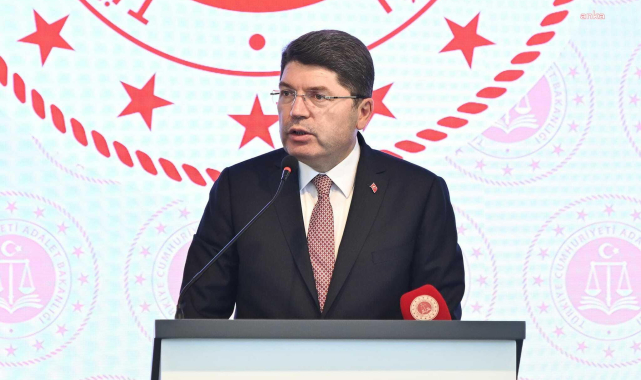 Yılmaz Tunç: "Cumhurbaşkanı'na 'cunta başkanı' demek, milletimizin iradesine tahammülsüzlüğün itirafıdır"