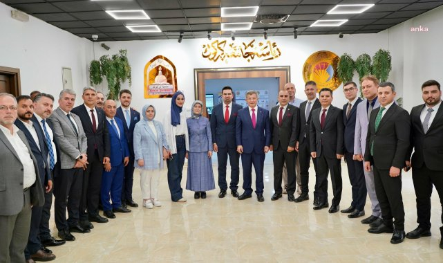 Ahmet Davutoğlu'nun Kerkük ziyareti başladı