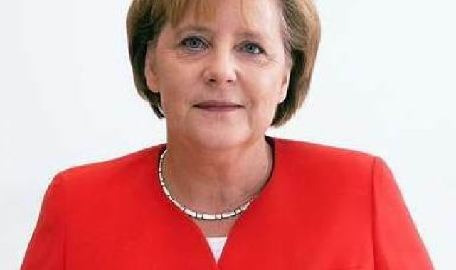 Angela Merkel, AB içinde artan sınır kontrollerini eleştirdi: "Avrupa'nın parçalanmasını izlemek zorunda kalabiliriz"