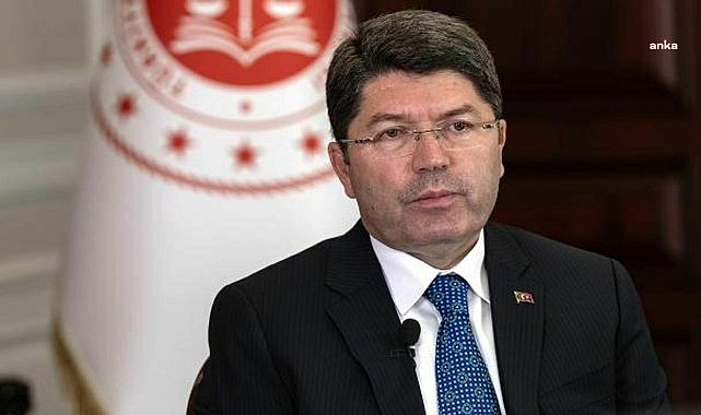 Bakan Tunç: Özgür Özel'e saldıran saldırgan yaklaşık 4,5 yıl ceza alabilir