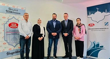 Bavyera Eyalet Hükümet Uyum Sorumlusu Straub'tan DİTİB Kuzey Bavyera Eyalet Birliğine ziyaret: "Uyum diyalogla mümkün"