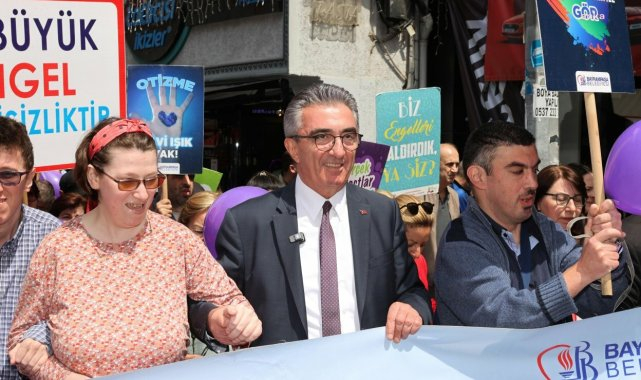 Bayrampaşa'da özel bireyler için farkındalık yürüyüşü