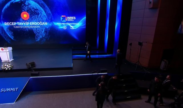 Cumhurbaşkanı Erdoğan: "Bu yıl sonunda deneme üretimine başlayıp Akkuyu'dan ilk elektriği vereceğiz"