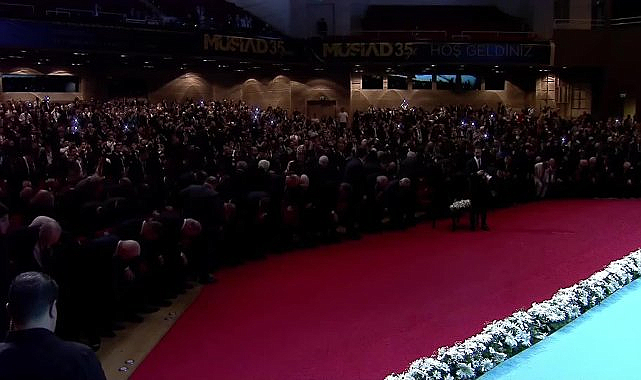 Cumhurbaşkanı Erdoğan: Türkiye'nin kutuplaşmaya değil, kucaklaşmaya ihtiyacı var