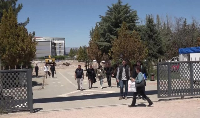 Depremde yıkılan Hakimbey Apartmanı davasında mahkeme, dosyayı savcılığa gönderildi