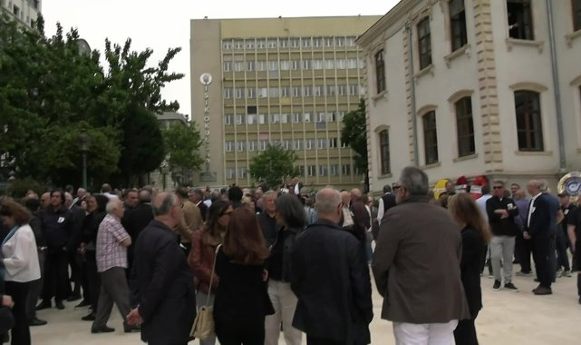 Eski Merkez Bankası Başkanı Rüşdü Saracoğlu, son yolculuğuna uğurlandı