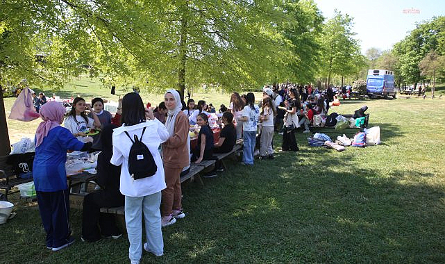 Eyüpsultan Belediyesi'nin kadınlara özel mahalle piknikleri, Kent Ormanı'ndan başladı
