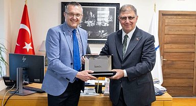 İzmir Büyükşehir Belediye Başkanı Tugay'dan Hırvatistan'a İEF daveti