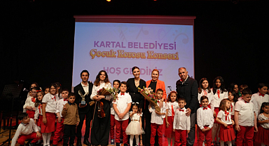 Kartal Belediyesi Çocuk Korosu Dinleyenleri Mest Etti