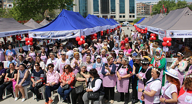 Kartal’da Anneler Günü’ne Özel: “Bir Yürek Her Şeyi Değiştirir” Kadın Emeği Pazarı Açıldı