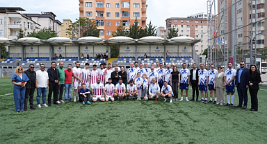 Kartal'da Engelliler Haftası futbol maçında kazanan dostluk oldu