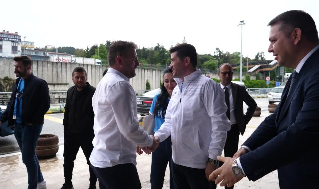 Ortahisar Belediye Başkanı Kaya: "Trabzonspor'umuzun kupayı alacağına yürekten inanıyoruz"