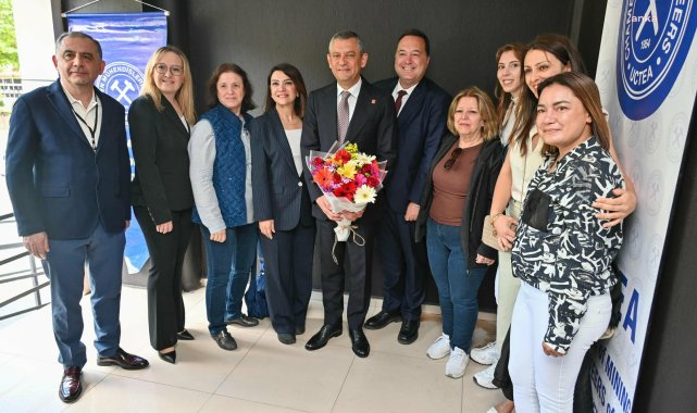 Özgür Özel: "Büyük bir özveriyle sağlığımız için emek veren tüm meslektaşlarımın 14 Mayıs Eczacılık Günü'nü kutluyorum"
