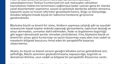 PKK'nın fesih kararında Ekrem İmamoğlu: Böylesine büyük ve önemli bir süreç; günü kurtarmayı ve seçim kazanmayı esas alan, perspektifle başarıya ulaştırılamaz