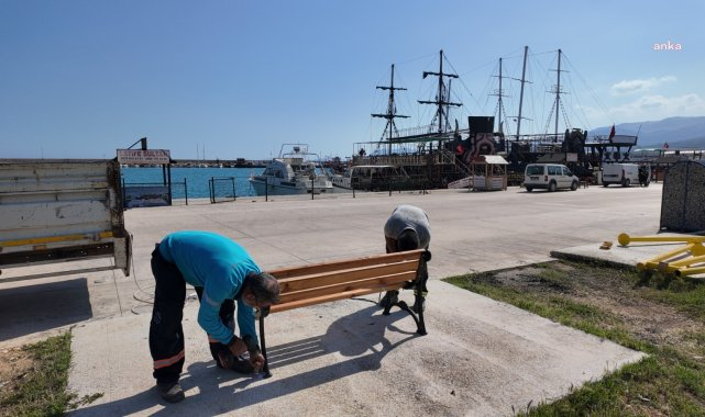 Silifke Belediyesi, kent mobilyalarını kendi üretiyor