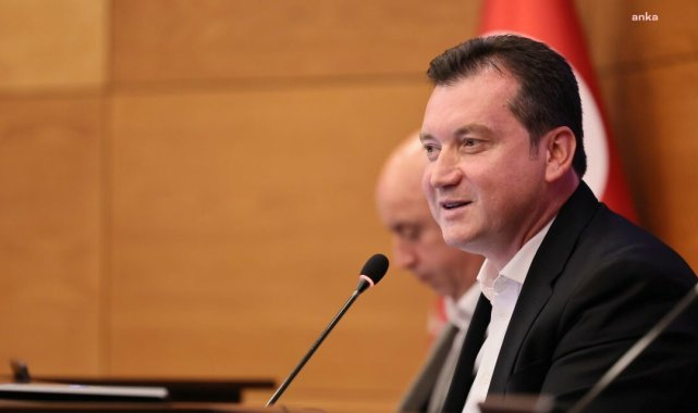 Silivri Belediye Başkanı Balcıoğlu, muhtarlarla değerlendirme toplantısında bir araya geldi
