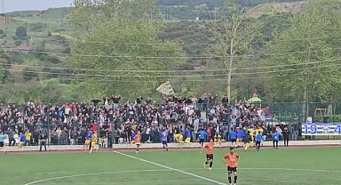 Söğütspor, namağlup şampiyon olarak BAL'a yükseldi