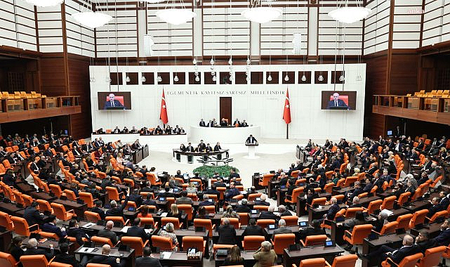 TBMM'de partiler, Başkanlık Divanı ve grup yönetimlerini belirlemeye hazırlanıyor