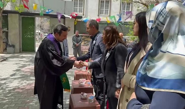 Uluslararası Kilisesi Rahibi Muharrem Kavak, Sırrı Süreyya Önder'in vefatı nedeniyle taziye ziyaretinde bulundu