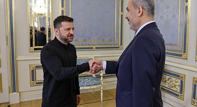 Volodimir Zelenski: Türkiye ile diplomasiyi etkin kılmaya yönelik iş birliğimize değer veriyoruz