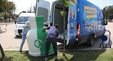 Yüregir Belediyesi'nden cam şişe kumbarası