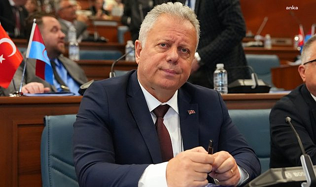 Zorlu'dan su faturalarında yer verilen katı atık toplama bedeli açıklamasına tepki: "Vatandaşımız şunu bilsin ki, yüksek faturaların sorumlusu TİSKİ'dir"