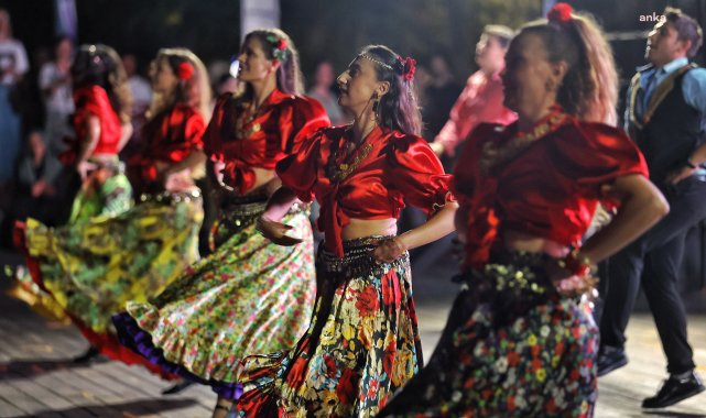 11. Uluslararası Antalya Müzik ve Dans Festivali, renkli görüntülere sahne oldu