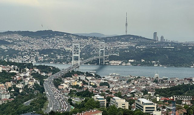 15 Temmuz Şehitler Köprüsü'nde intihar girişimi