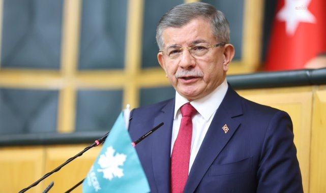 Ahmet Davutoğlu'ndan Kurban Bayramı mesajı: İktidar, ne yazık ki bayramları bile vatandaş için ağır bir yüke dönüştürdü