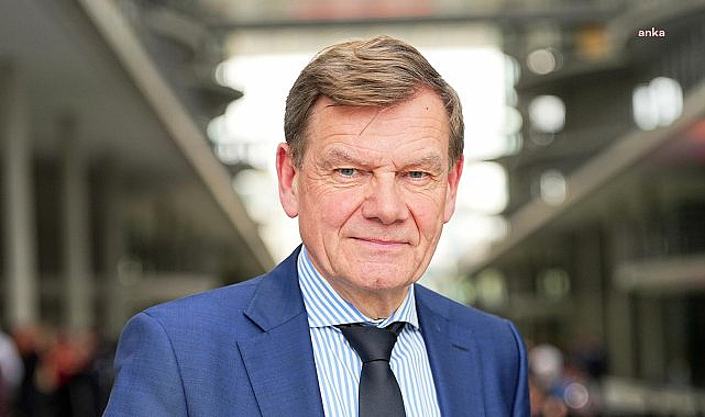 Almanya Dışişleri Bakanı Wadephul: "Almanya, Fransa ve İngiltere, nükleer programı konusunda İran ile görüşmeye hazır"