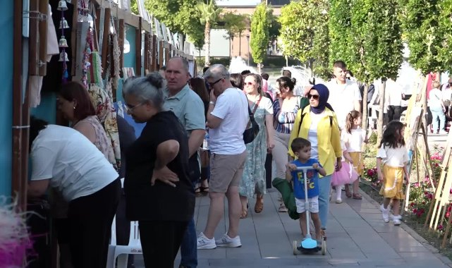 BALMEK yıl sonu sergisinde el emeği ürünler sanatseverlerle buluştu