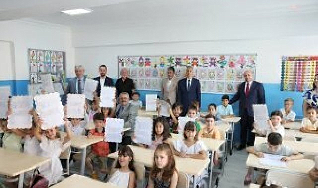 Bayrampaşa'da karne heyecanı