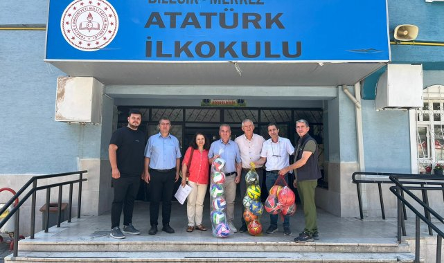 Bilecik'te öğrencilerden atık toplama kampanyasına destek