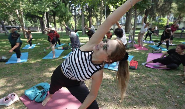 Buca'da yoga, pilates ve zumba dersleri açık havaya taşındı